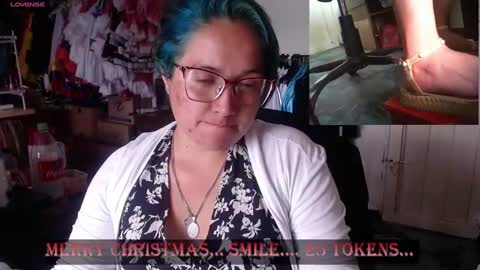 Laura lopez online show from December 24, 6:28 pm