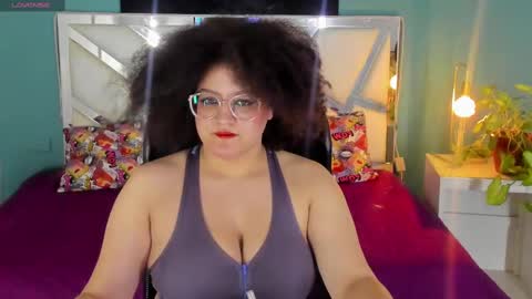 Snapshot of lilith_mesa chatting on March 2, 4:07 am Lilith online show from March 2, 4:07 am