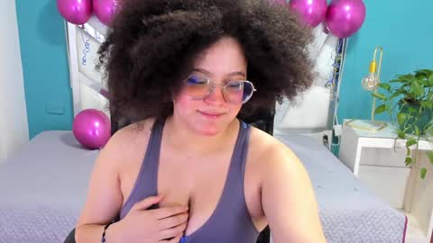 Snapshot of lilith_mesa chatting on December 27, 4:36 am Lilith online show from December 27, 4:36 am