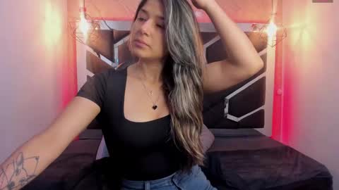 Snapshot of lilith_nv chatting on January 25, 11:24 am Lilith online show from January 25, 11:24 am