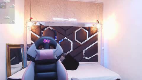 Snapshot of lilith_nv chatting on October 30, 11:22 am Lilith online show from October 30, 11:22 am