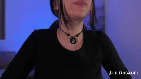 lilith_sage_ online show from October 23, 12:00 pm