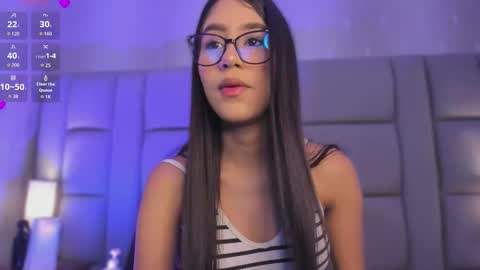    online show from October 7, 12:20 pm