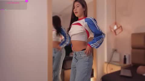    online show from September 26, 11:08 am