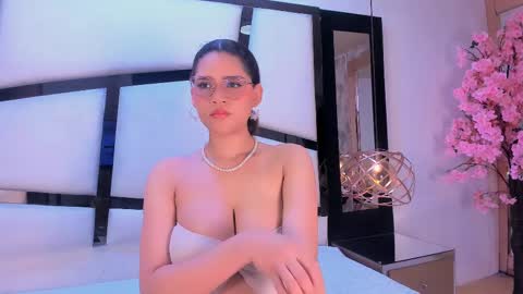 Snapshot of lilithadams11 chatting on September 23, 1:31 pm online show from September 23, 1:31 pm