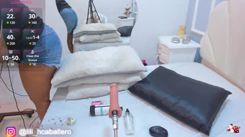 Lilithcaballero online show from December 22, 5:12 am