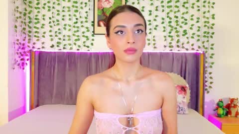 Lily online show from February 3, 10:09 am