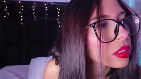 Lilith luxorr online show from January 13, 2:32 pm