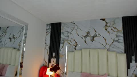 Snapshot of lilithmars69 chatting on February 22, 6:39 am Lilith online show from February 22, 6:39 am
