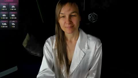 Snapshot of lillian_white1 chatting on September 19, 11:37 pm lillian_white1 online show from September 19, 11:37 pm