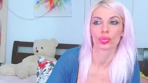 Lara online show from October 16, 4:48 am