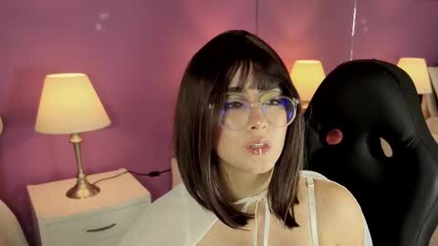 Snapshot of lillianderson chatting on October 15, 1:57 pm lillianderson -  Next stream start at 0700hs GTM-3 online show from October 15, 1:57 pm