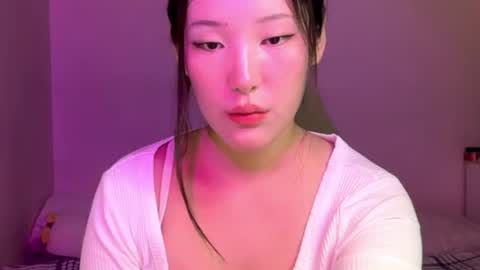 lillie_sun online show from August 2, 10:02 pm