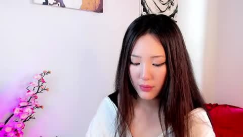 lillie_sun online show from June 26, 10:49 am