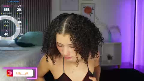 Snapshot of lilly_dollss chatting on September 13, 1:08 pm Sofia online show from September 13, 1:08 pm