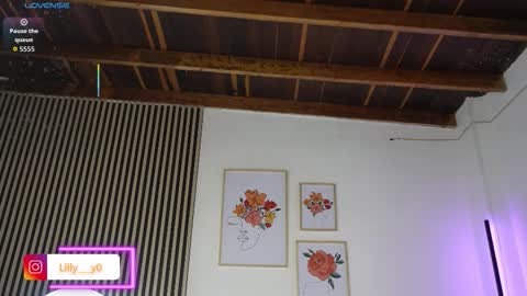 Snapshot of lilly_dollss chatting on October 21, 12:53 pm Sofia online show from October 21, 12:53 pm