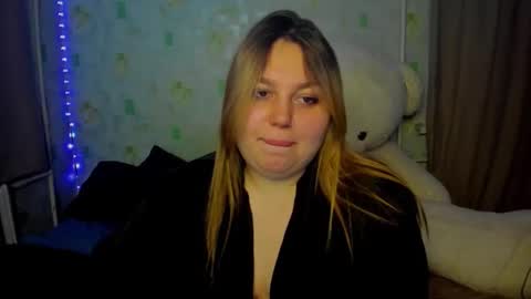 lillyhaigh online show from May 5, 11:19 pm