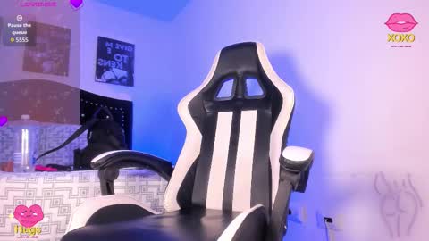 Lilly online show from November 11, 1:19 pm