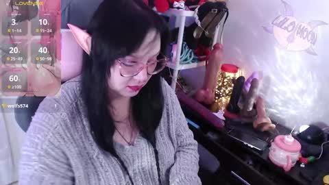 Snapshot of lilomoon69 chatting on September 25, 2:16 pm Lilo  online show from September 25, 2:16 pm