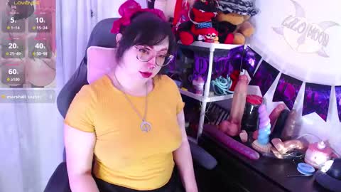 Snapshot of lilomoon69 chatting on October 29, 11:25 am Lilo  online show from October 29, 11:25 am