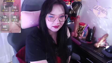 Snapshot of lilomoon69 chatting on September 29, 12:54 pm Lilo  online show from September 29, 12:54 pm