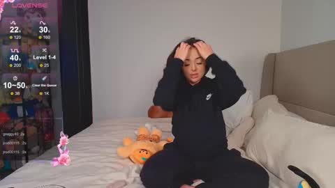 Roxy online show from October 29, 12:48 am