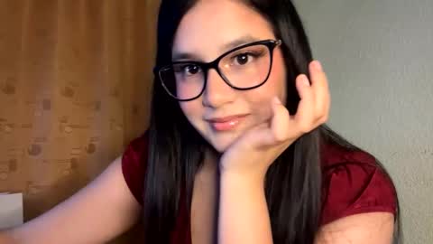 Snapshot of lilprincessxoxo_ chatting on January 27, 4:09 am lilprincessxoxo_ online show from January 27, 4:09 am