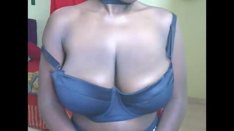 lilshawrie online show from January 15, 4:36 am