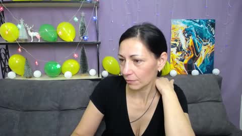 lilugrants online show from January 12, 7:10 pm