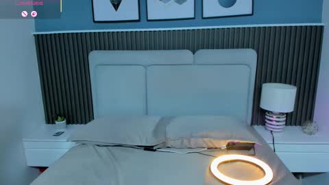  lily  online show from October 24, 5:36 am