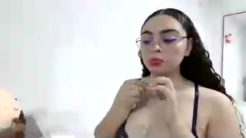 lily_anal_squirt online show from July 24, 5:27 am