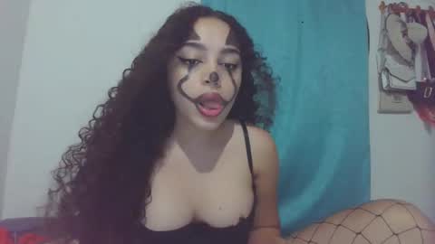 lily_anal_squirt online show from October 31, 10:58 pm