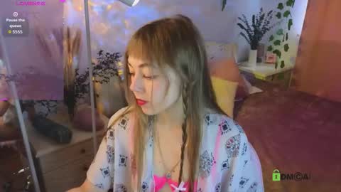 Lily online show from September 17, 10:13 am