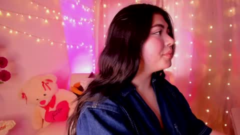 lily_cherry0 online show from June 21, 10:25 pm