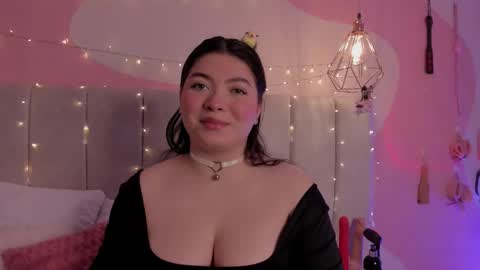 lily_cherry0 online show from November 27, 10:01 pm
