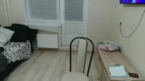 Snapshot of lily_dollyx chatting on September 29, 5:18 pm Lily dollyx online show from September 29, 5:18 pm