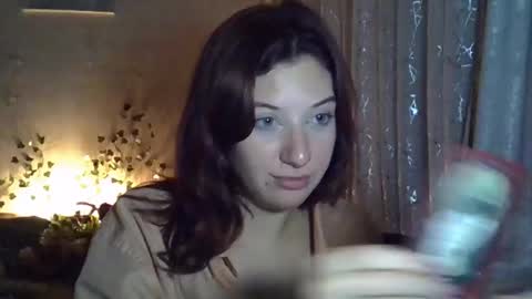 Snapshot of lily_ember chatting on October 11, 9:50 pm lily_ember online show from October 11, 9:50 pm
