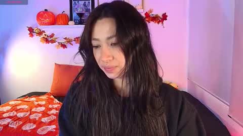 just lily online show from October 10, 9:41 pm
