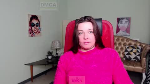Lily online show from December 5, 4:53 am