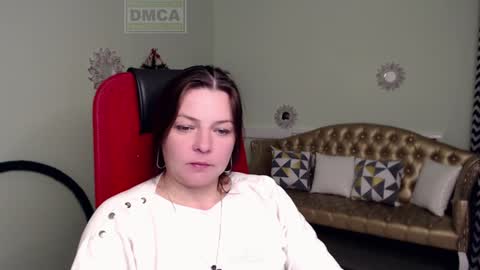 Lily online show from December 17, 4:12 am