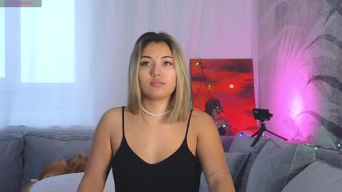 Lily online show from December 24, 7:49 am