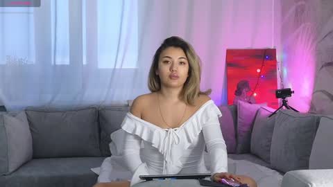 Lily online show from January 12, 6:06 am