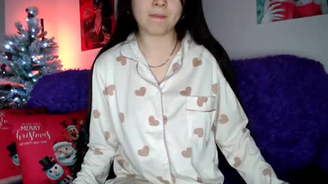 Lily Litle online show from January 5, 6:24 pm
