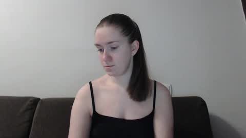 lily_love_x online show from January 19, 3:50 am