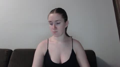 lily_love_x online show from January 4, 2:46 am