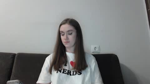 lily_love_x online show from February 1, 1:55 am