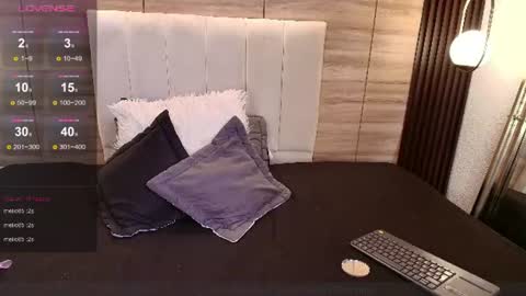 lily_waist online show from July 13, 11:11 am