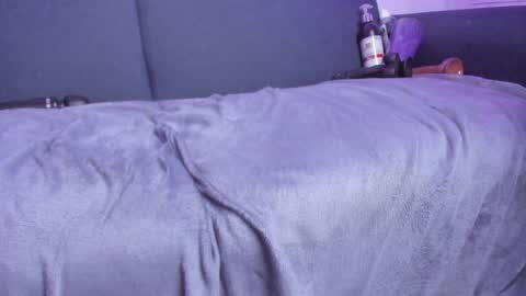 Snapshot of lily_waist chatting on December 29, 7:28 am lily_waist online show from December 29, 7:28 am