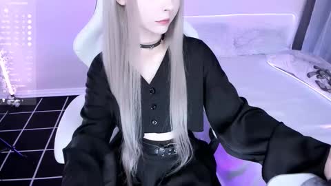 Lily online show from September 9, 12:32 am