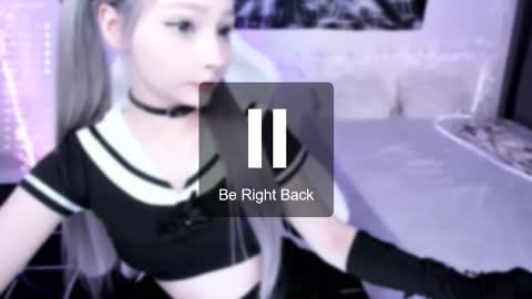 Lily online show from December 22, 5:54 am